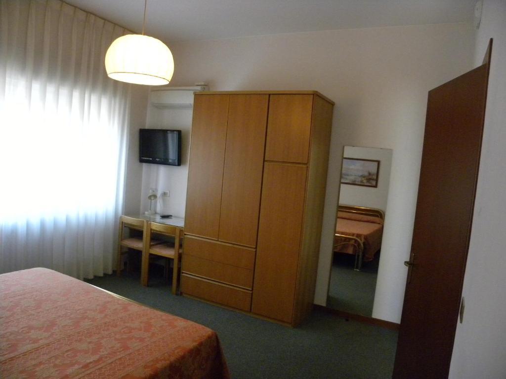 Hotel Rosengarten Pavía Habitación foto